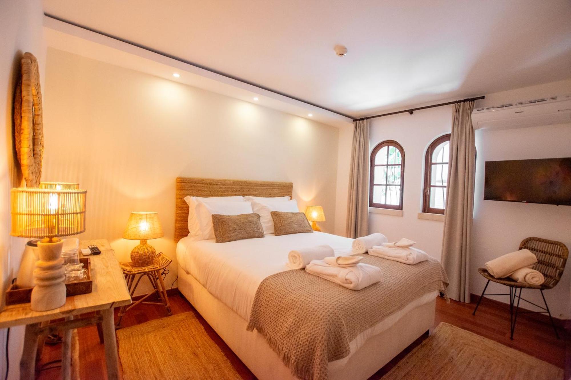 Villa Pietra Estoril Eco Guesthouse מראה חיצוני תמונה
